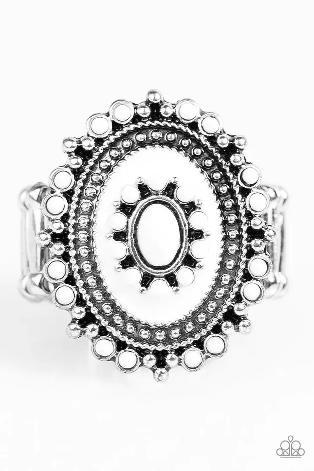 Paparazzi Jewelry Rings Paparazzi Ring Barcelona Belle White