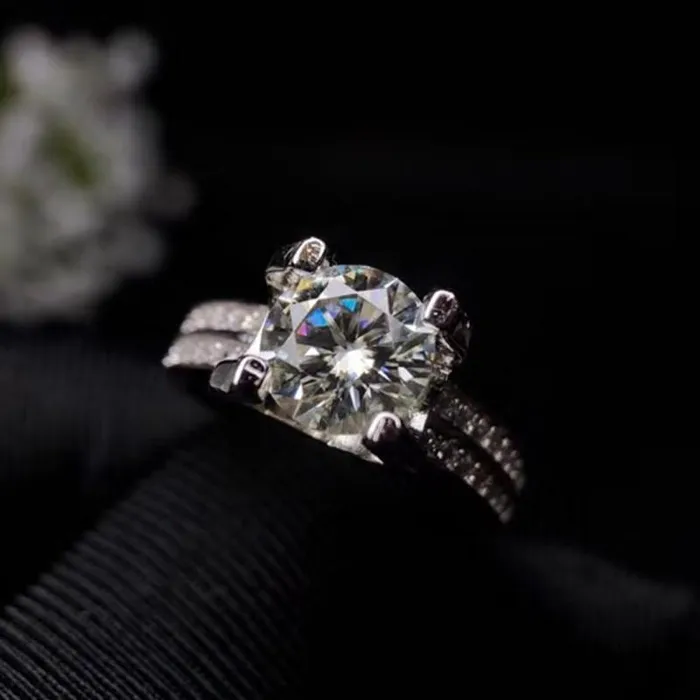 Luxus Moissanite Rings Jewelry Rings Platinum Plated Silver Moissanite Engagement Ring 1ct