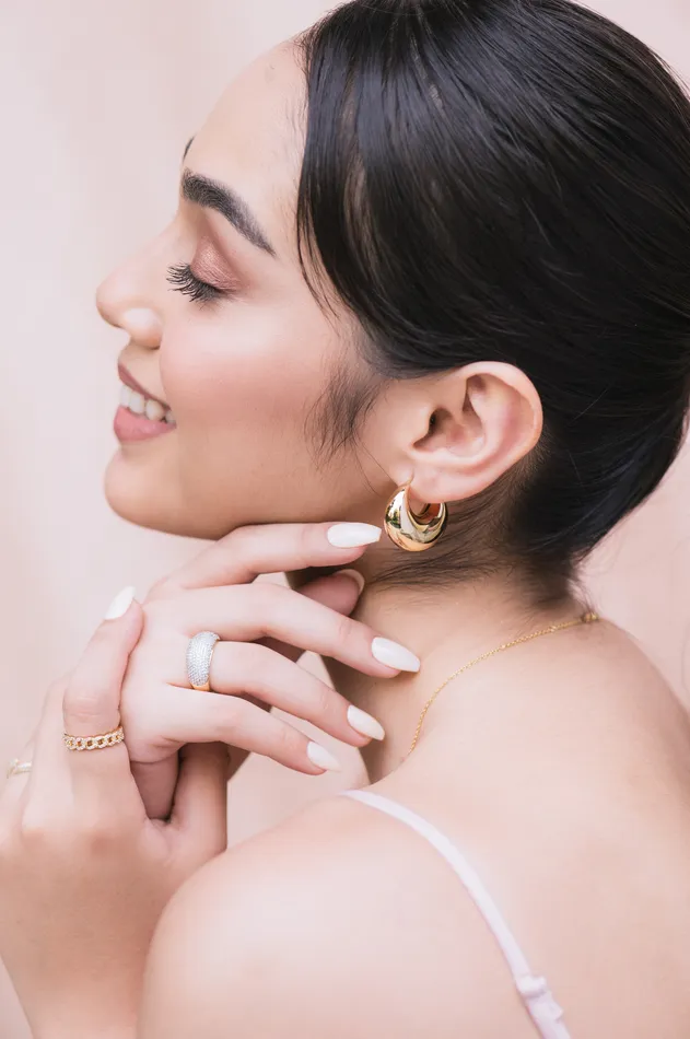 Kendall Gold Hoops Penny Pairs PreStyled Sets Kendall Gold Hoops Penny Pairs PreStyled Sets