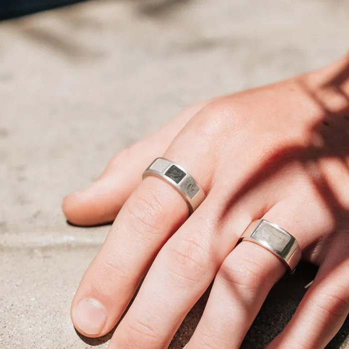 Rings closebymejewelry Three Setting Classic Band Cremation Ring in 14K Yellow Gold